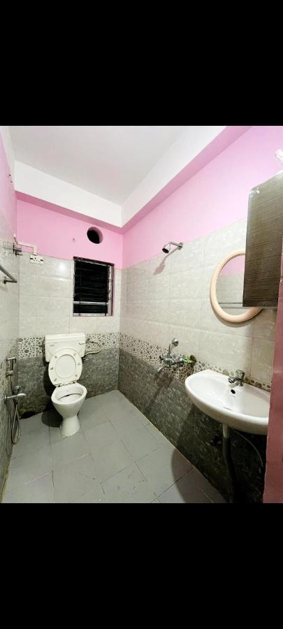 Panah . Lägenhet Guwahati Exteriör bild